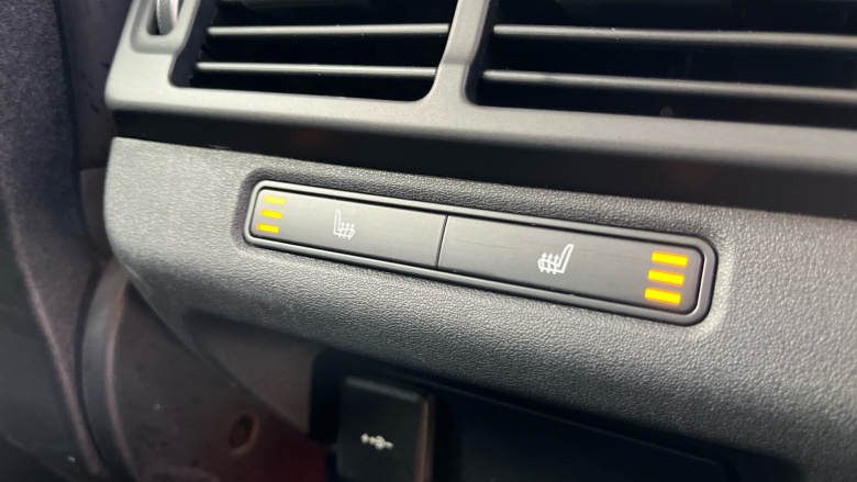 Land Rover Range Rover Evoque 1.5 P300e Autobiography 5dr Auto Hatchback